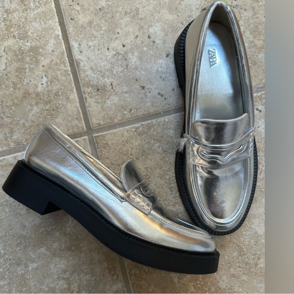 ZARA Metallic Silver Lug Sole Loafers 7.5 - Picture 2 of 11